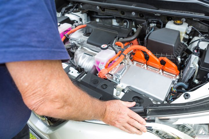 Hybrid Maintenance In Wenatchee, WA Hybrid Maintenance In Wenatchee, WA